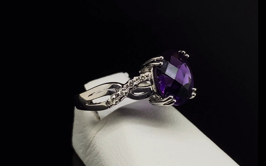 14K Diamond and Amethyst Ring