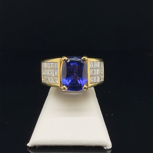 18K Tanzanite and Diamond Ring